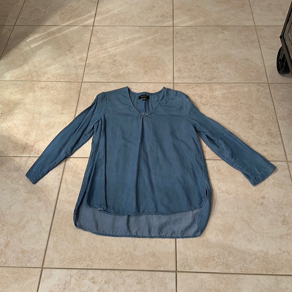 Karen Kane Jean like top